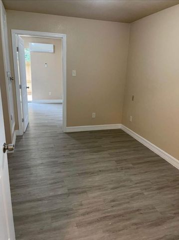 1010 Airline N, Rosharon, TX 77583