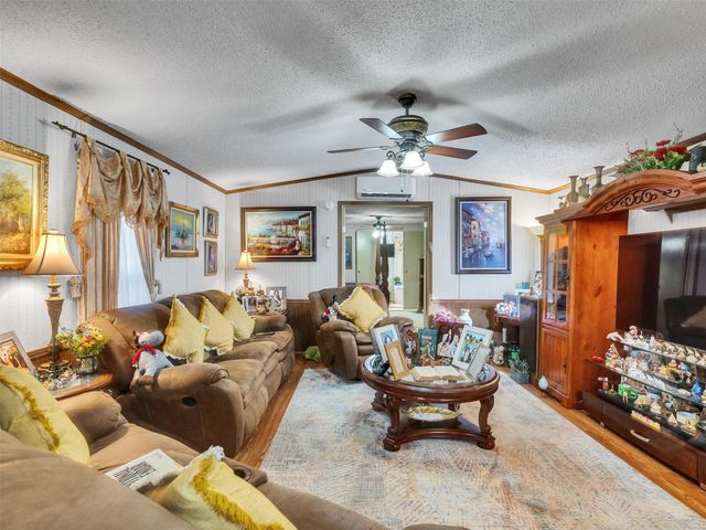 1010 Airline N, Rosharon, TX 77583