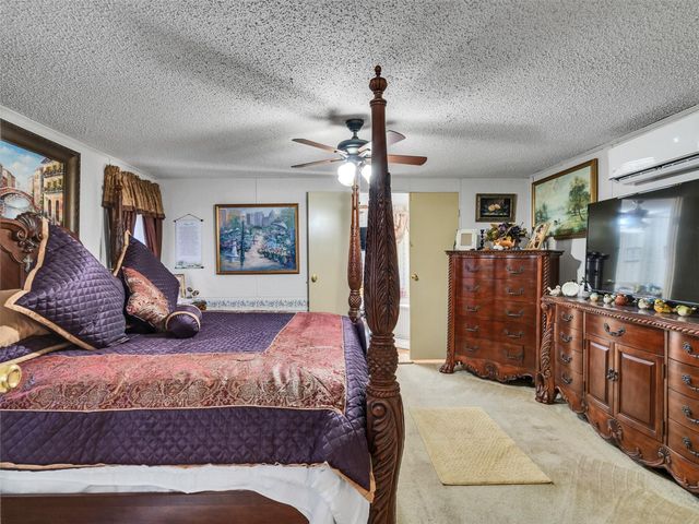 1010 Airline N, Rosharon, TX 77583