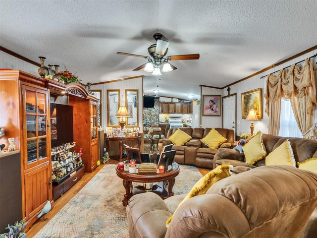 1010 Airline N, Rosharon, TX 77583