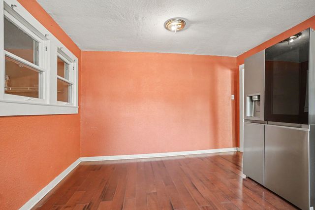 407 W 4th Street, Kaufman, TX 75142