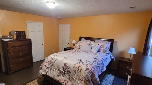 110 Pine Needle Road, Piedmont, SC 29673