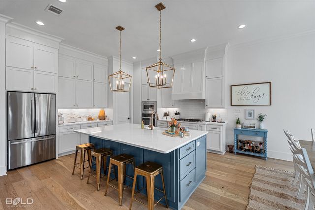 10946 Whispering Path Drive, Shreveport, LA 71106