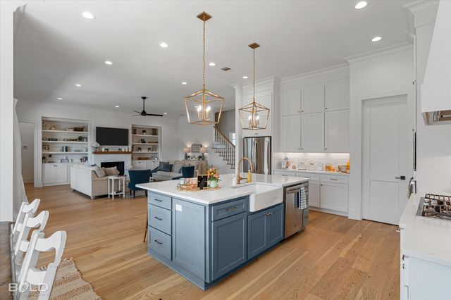 10946 Whispering Path Drive, Shreveport, LA 71106