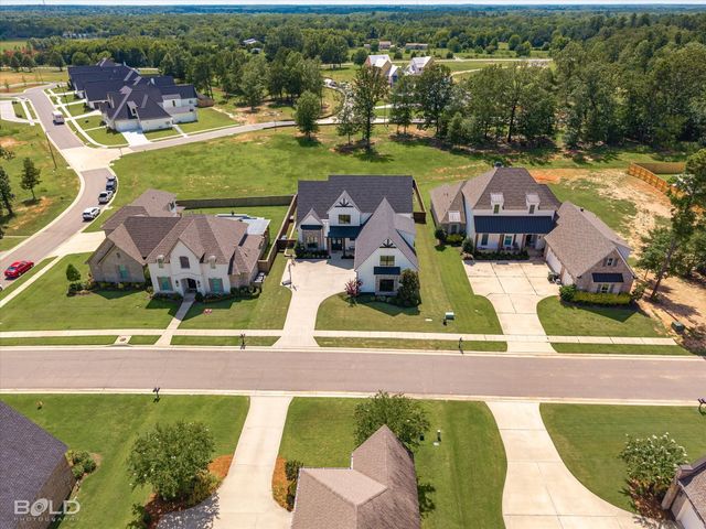 10946 Whispering Path Drive, Shreveport, LA 71106