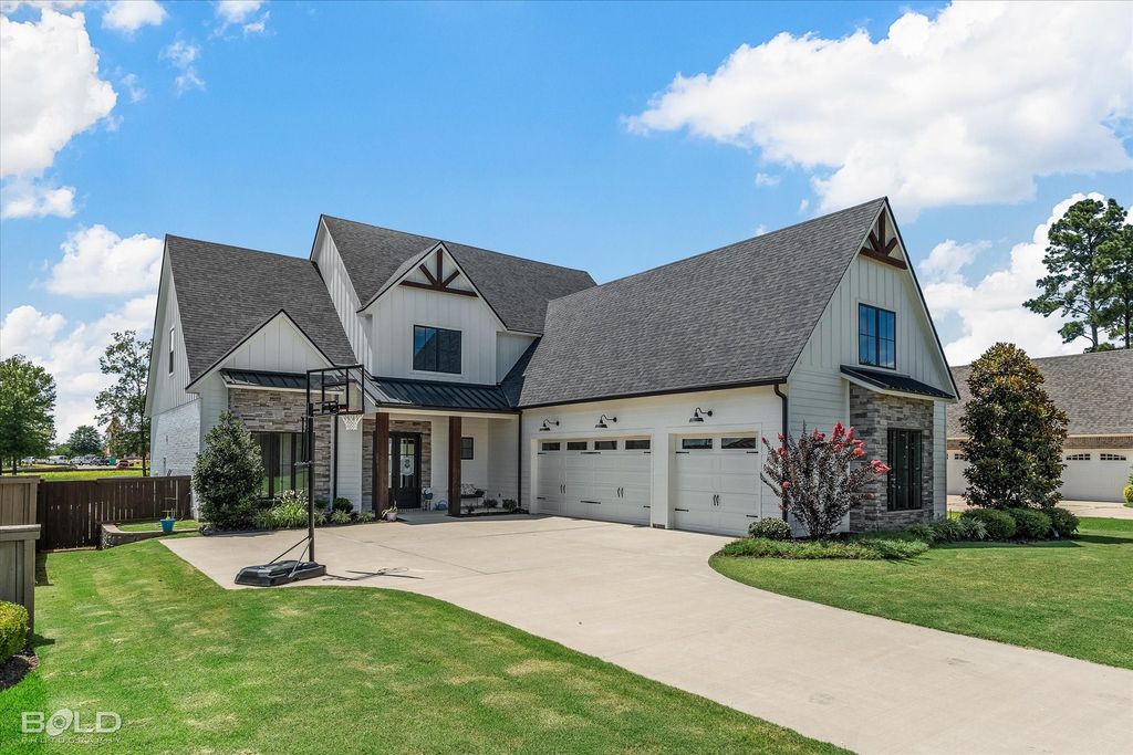 10946 Whispering Path Drive, Shreveport, LA 71106