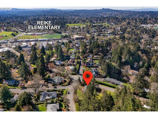 1815 Sw SUNSET Blvd, Portland, OR 97239