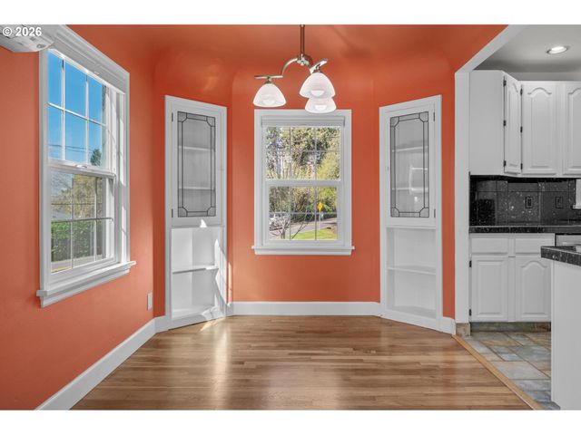 1815 Sw SUNSET Blvd, Portland, OR 97239