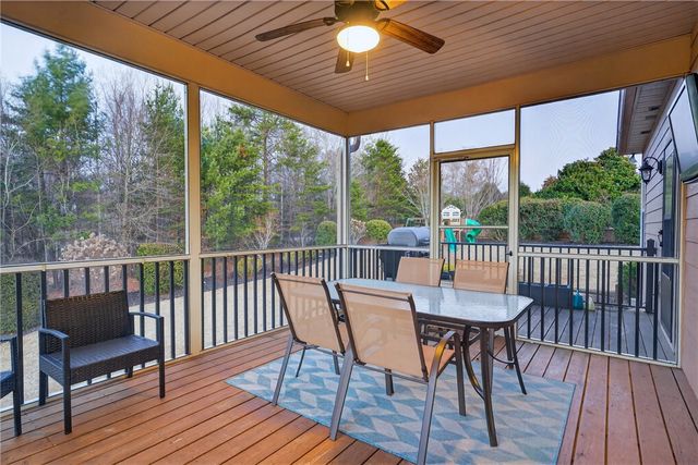 6 Setting Sun Lane, Travelers Rest, SC 29690