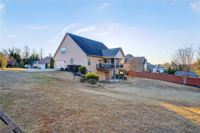 6 Setting Sun Lane, Travelers Rest, SC 29690