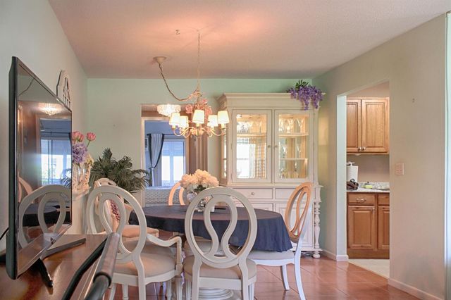 880 Horizons W 102, Boynton Beach, FL 33435