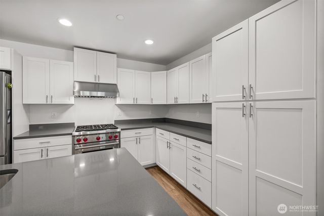 1529 Discovery Loop, Port Angeles, WA 98363