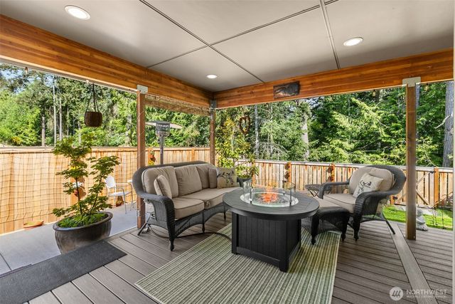 1529 Discovery Loop, Port Angeles, WA 98363