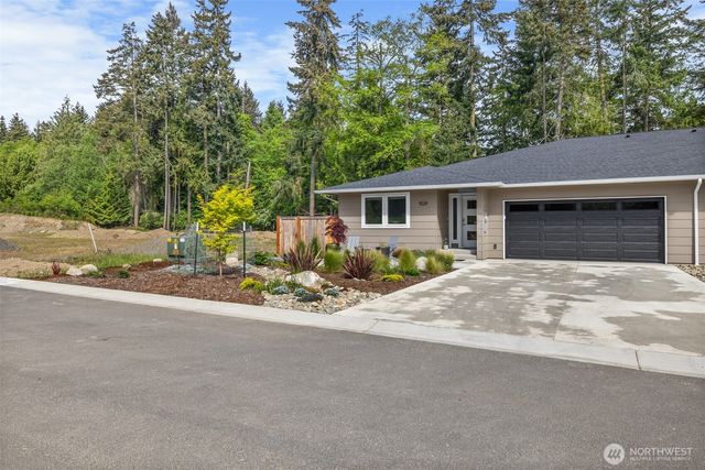 1529 Discovery Loop, Port Angeles, WA 98363