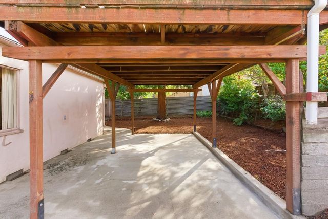 915 Cloud Avenue, Menlo Park, CA 94025