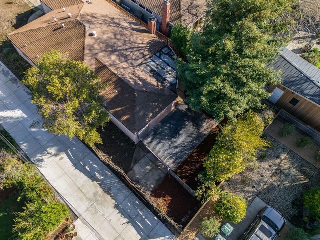 915 Cloud Avenue, Menlo Park, CA 94025