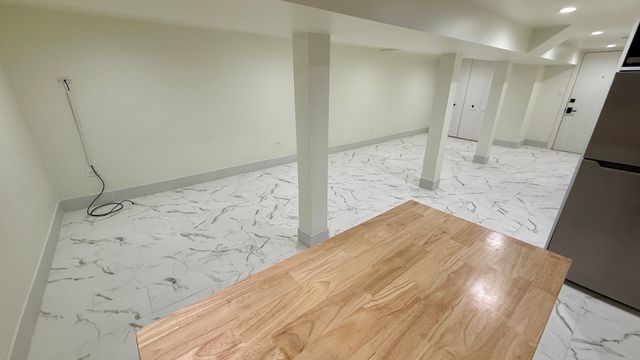 1906 W 34th Place G, Chicago, IL 60608