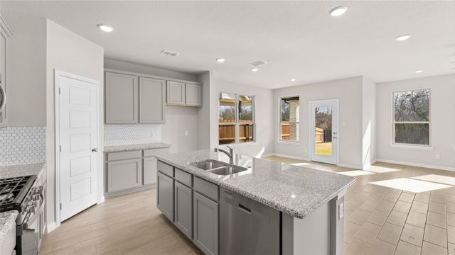 348 Deer Ridge Drive, Willow Park, TX 76008