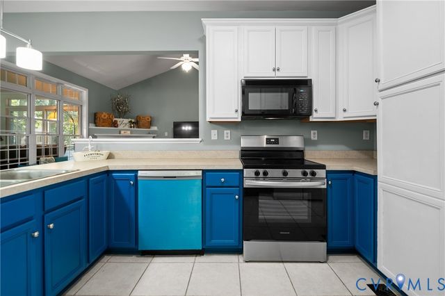 12413 Petersburg St, Chester, VA 23831