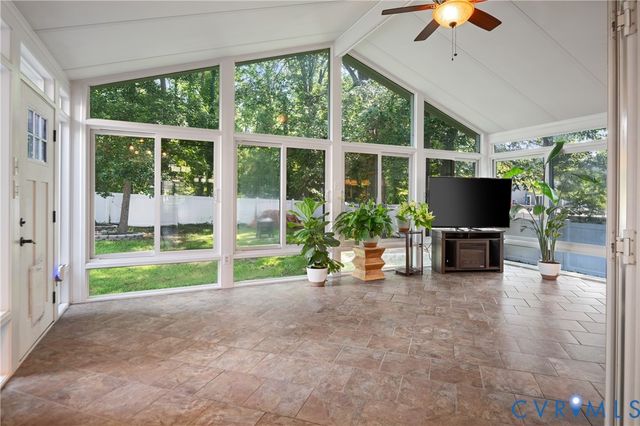 12413 Petersburg St, Chester, VA 23831