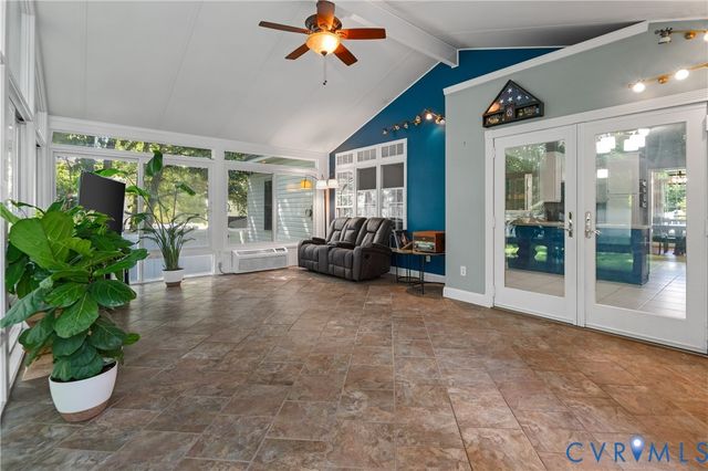 12413 Petersburg St, Chester, VA 23831