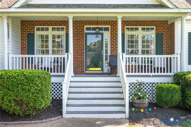12413 Petersburg St, Chester, VA 23831