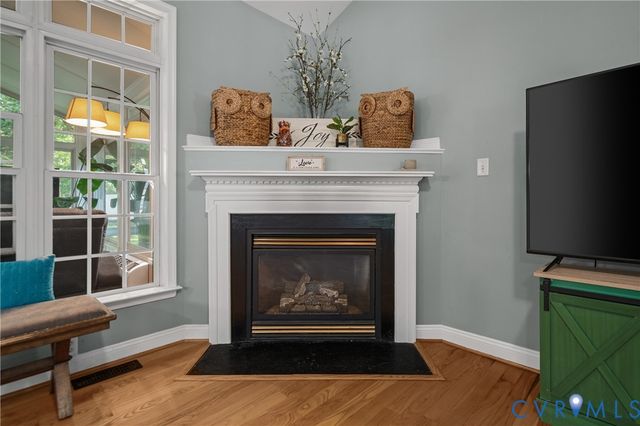 12413 Petersburg St, Chester, VA 23831