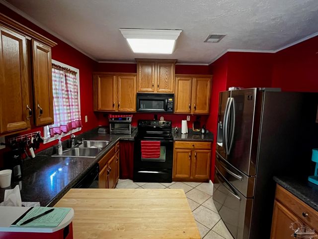 7330 Sachem Rd, Pensacola, FL 32506