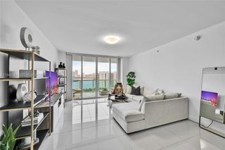 3330 NE 190th St 1217, Aventura, FL 33180