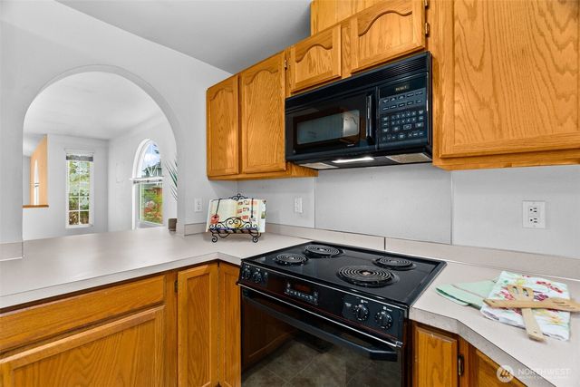 3040 Applehill Court NE, Olympia, WA 98506