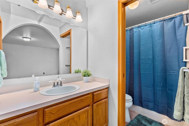 3040 Applehill Court NE, Olympia, WA 98506