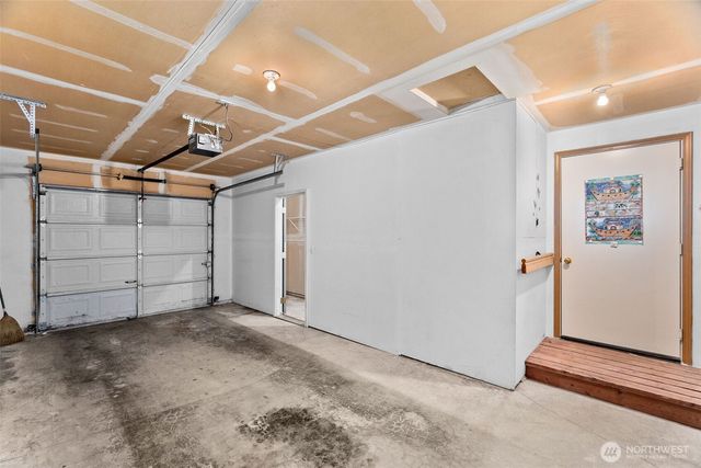 3040 Applehill Court NE, Olympia, WA 98506