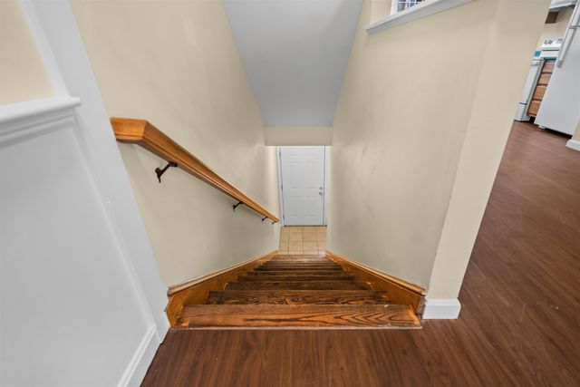 1029 S Mammoth Rd Unit 7, Manchester, NH 03109