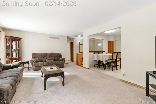 34163 Parkdale Street, Livonia, MI 48150