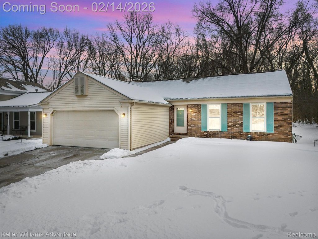 34163 Parkdale Street, Livonia, MI 48150