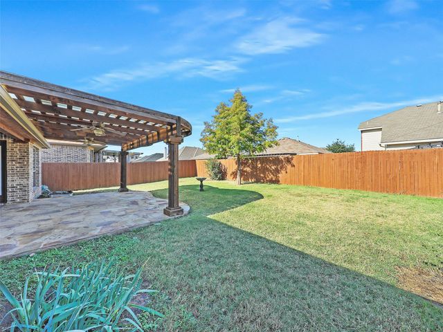 909 Lake Meadow Lane, Little Elm, TX 75068