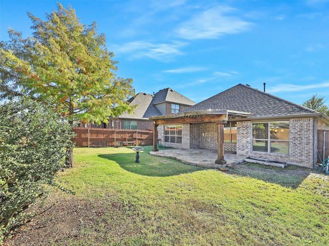 909 Lake Meadow Lane, Little Elm, TX 75068