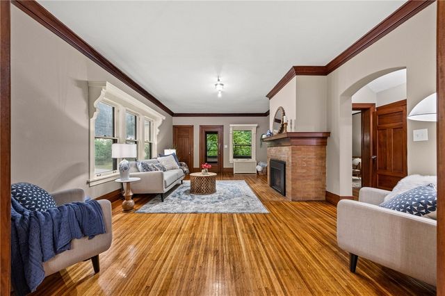 2179 Five Mile Line Road, Penfield, NY 14526