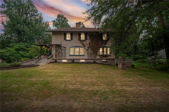2179 Five Mile Line Road, Penfield, NY 14526