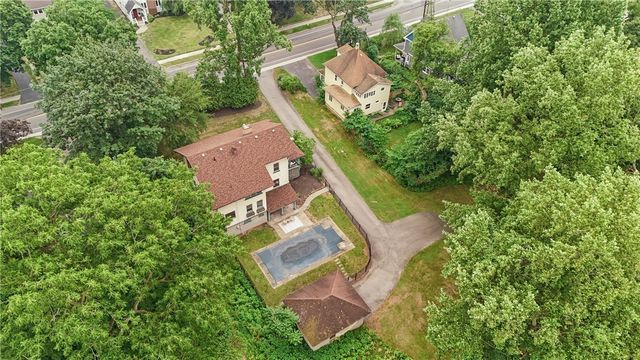 2179 Five Mile Line Road, Penfield, NY 14526