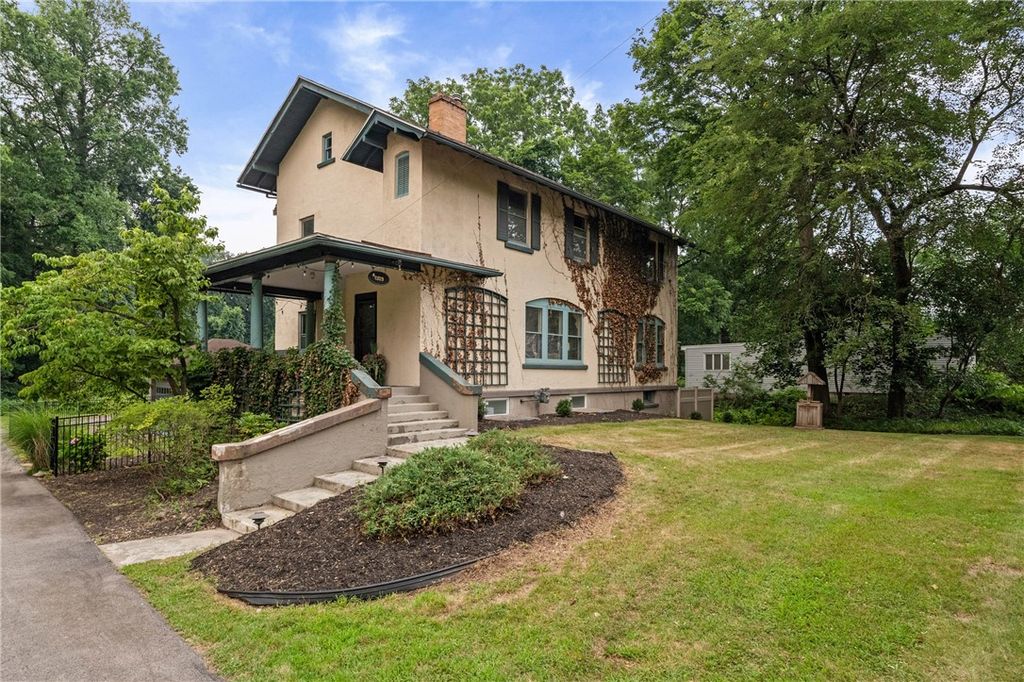 2179 Five Mile Line Road, Penfield, NY 14526