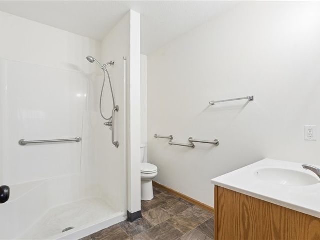 1515 48th, Marion, IA 52302
