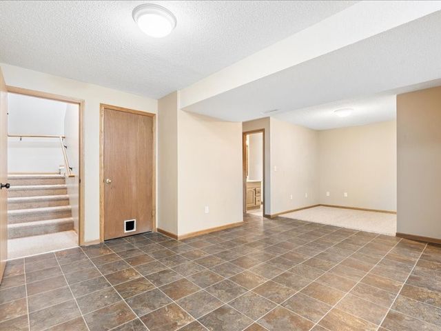 1515 48th, Marion, IA 52302