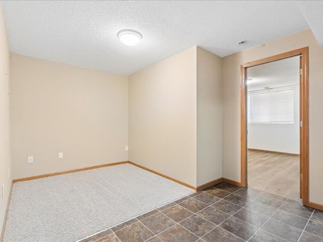 1515 48th, Marion, IA 52302
