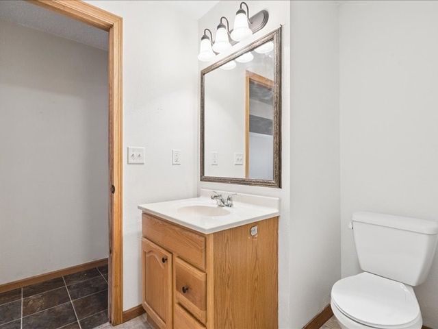 1515 48th, Marion, IA 52302