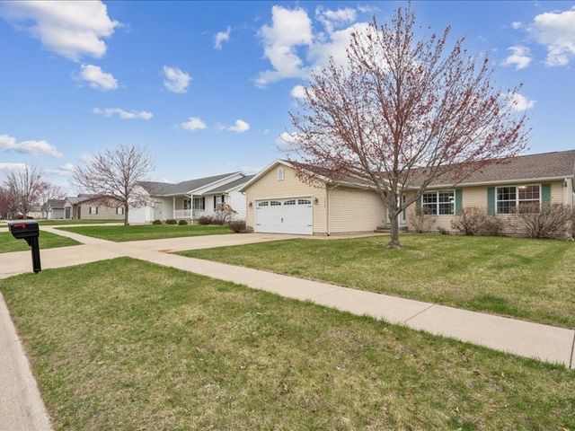 1515 48th, Marion, IA 52302