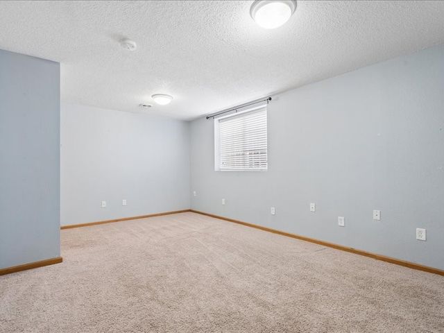 1515 48th, Marion, IA 52302