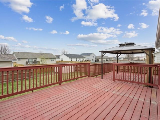 1515 48th, Marion, IA 52302