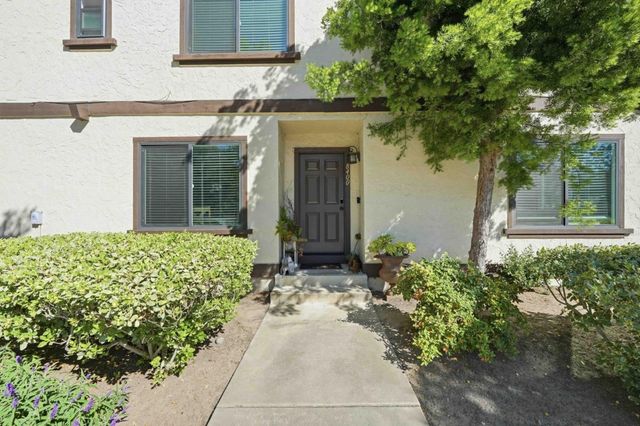 8400 Delta Drive, Gilroy, CA 95020