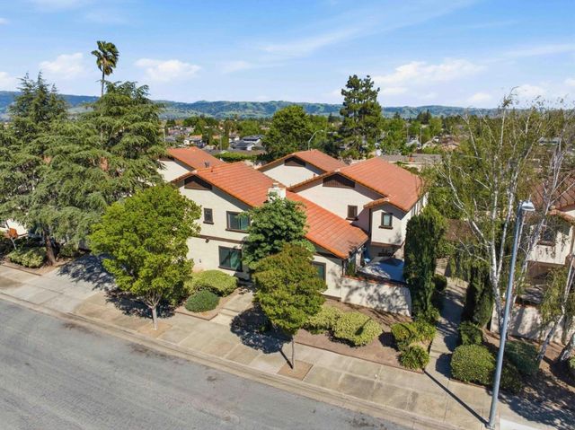 8400 Delta Drive, Gilroy, CA 95020